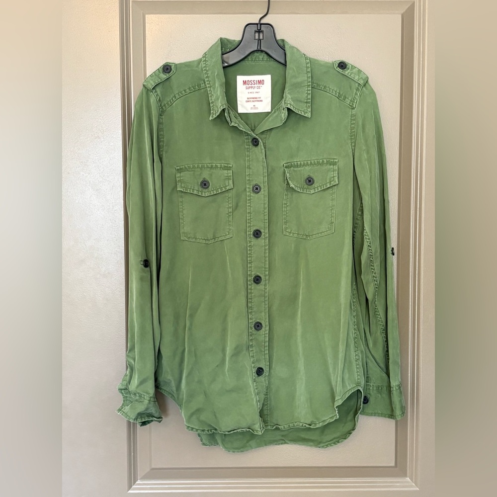 Mossimo Supply Co. Olive Boyfriend Fit Shirt